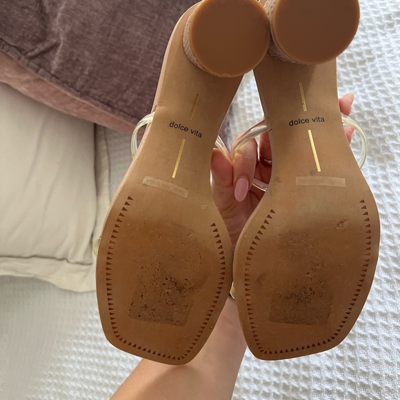 Host pick x2!🎉 Nude and clear Dolce Vita Noles mules style Heels sandals - Picture 9 of 11